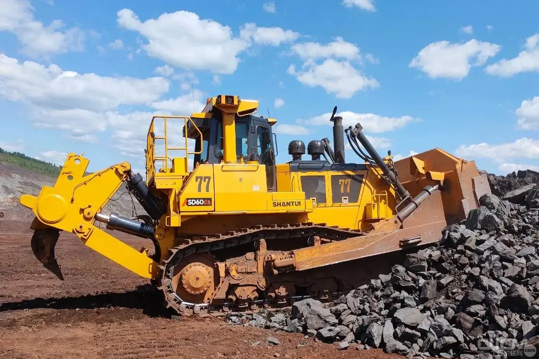 山推SD60推土機